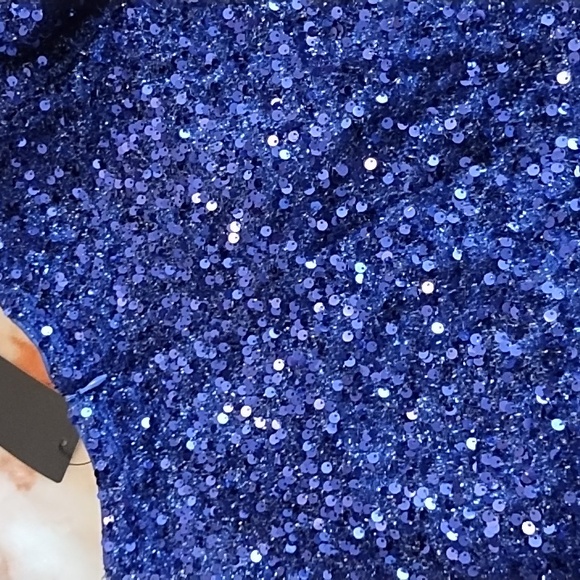 Sequin Mermaid Hem Gown - Picture 12 of 14